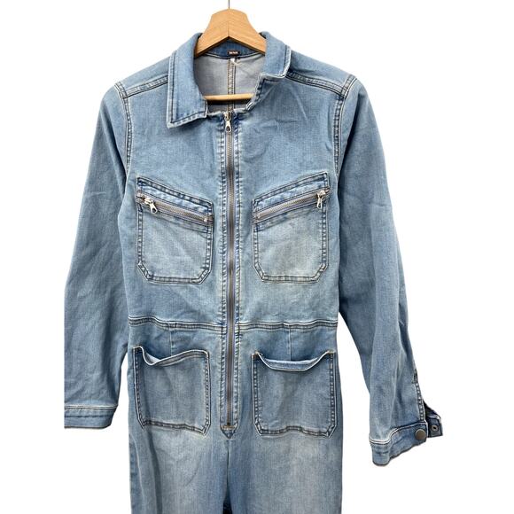 free people Lightwash Denim lennox jumpsuit - Picture 4 of 8